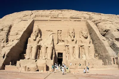 Abu Simbel, Ramesses Temple, front, Egypt, Oct 2004 — Абу-Симбел