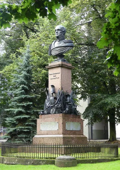 Памятник Барклаю-де-Толли (Тарту), Тарту